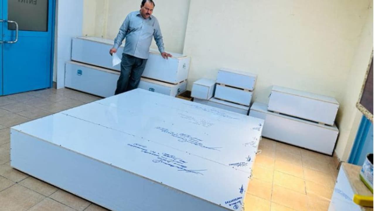 പ്രവാസി യുവാവിന്റെ മരണത്തെക്കുറിച്ച് ഉള്ളുതൊടുന്ന കുറിപ്പുമായി സാമൂഹിക പ്രവര്‍ത്തകന്‍ അഷ്റഫ് താമരശ്ശേരി