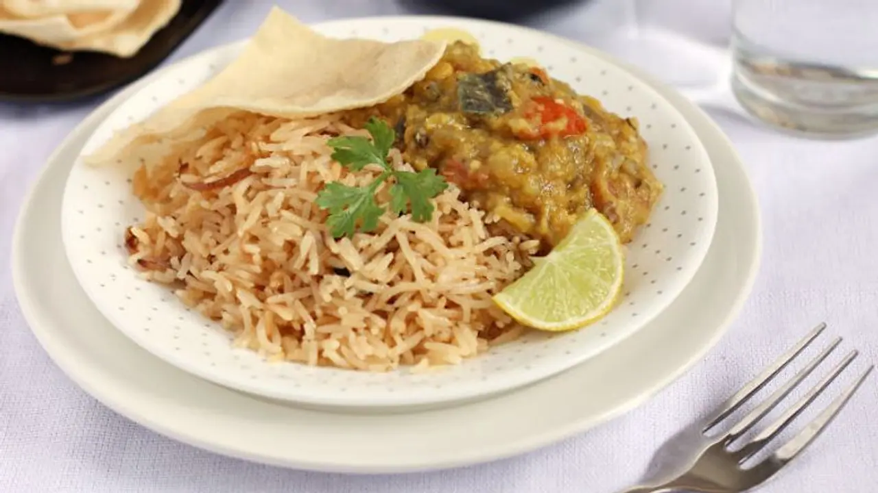 Nowruz: 10 dishes you can relish with friends on Parsi New Year Nowruz: 10 dishes you can relish with friends on Parsi New Year