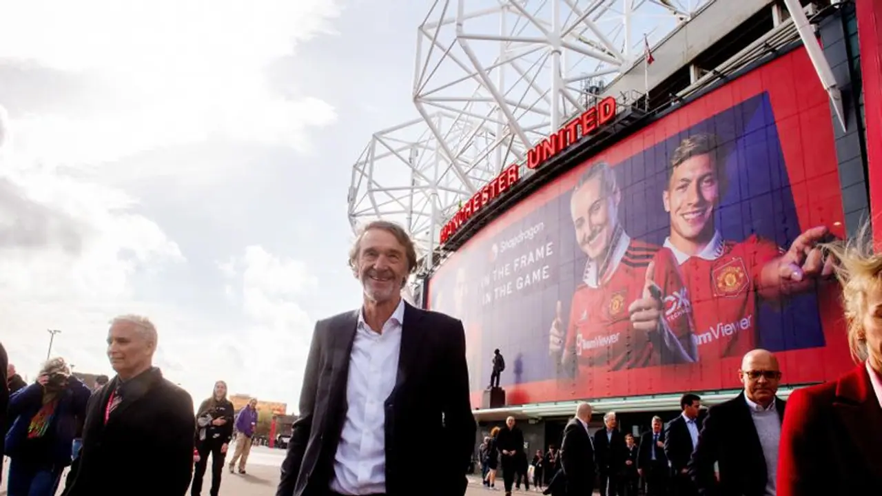 Manchester United takeover: Has Brit billionaire Sir Jim Ratcliffe outbid Qatar's Sheikh Jassim? Manchester United takeover: Has Brit billionaire Sir Jim Ratcliffe outbid Qatar's Sheikh Jassim?