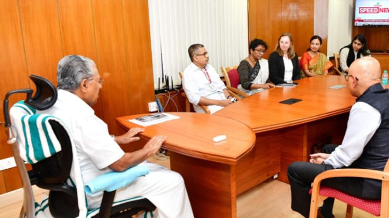 ബ്രഹ്മപുരം തീപിടിത്തം: കേരളത്തിൽ മാലിന്യ സംസ്കരണ പദ്ധതിക്ക് സഹായം നൽകാമെന്ന് ലോകബാങ്ക് ബ്രഹ്മപുരം തീപിടിത്തം: കേരളത്തിൽ മാലിന്യ സംസ്കരണ പദ്ധതിക്ക് സഹായം നൽകാമെന്ന് ലോകബാങ്ക്