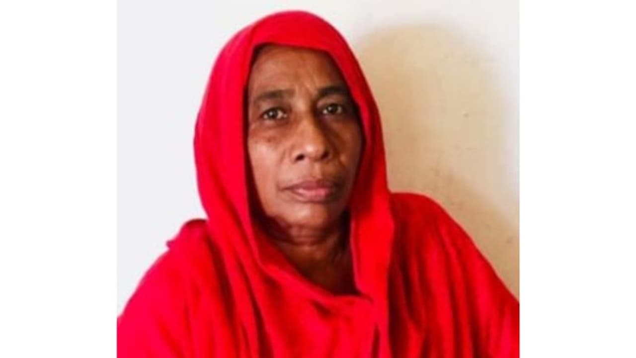 മലയാളി തീര്ത്ഥാടകയ്ക്ക് ഹൃദയാഘാതം; വിമാനം അടിയന്തിരമായി റിയാദിലിറക്കിയെങ്കിലും ജീവന് രക്ഷിക്കാനായില്ല മലയാളി തീര്ത്ഥാടകയ്ക്ക് ഹൃദയാഘാതം; വിമാനം അടിയന്തിരമായി റിയാദിലിറക്കിയെങ്കിലും ജീവന് രക്ഷിക്കാനായില്ല