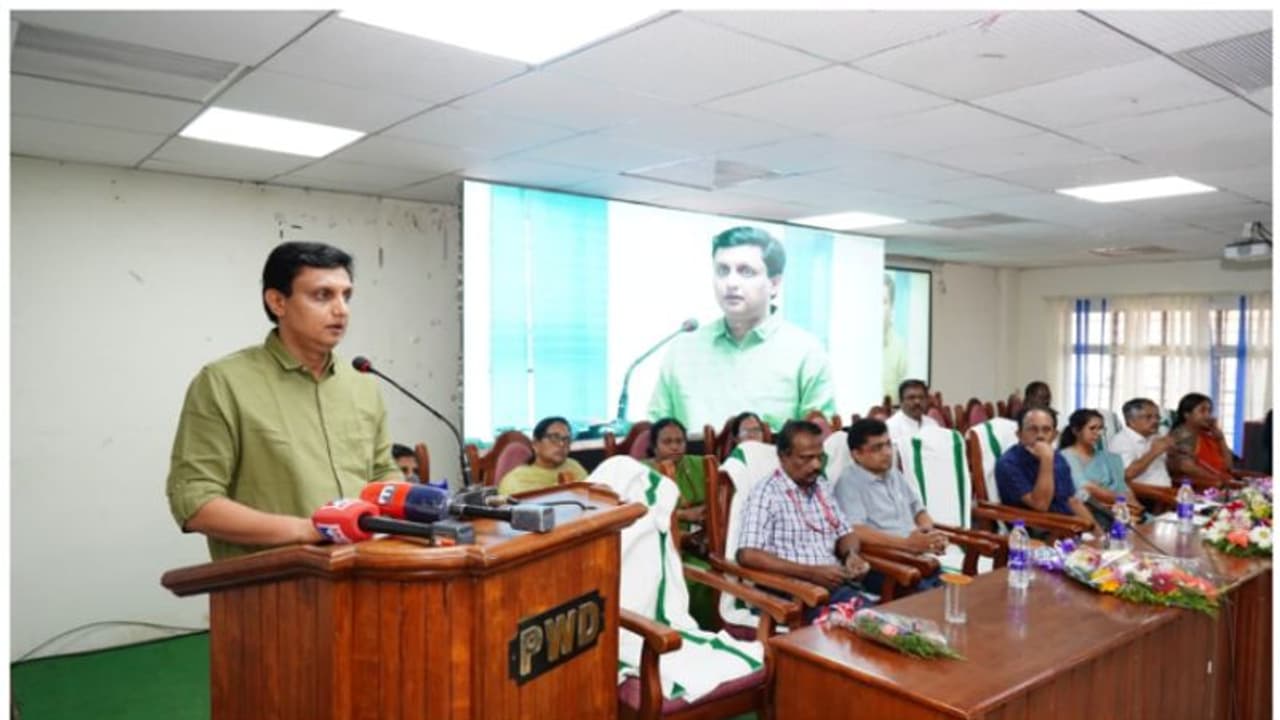 ഇടനിലക്കാർ ഇല്ലാത്ത സുതാര്യതയാണ് സർക്കാർ നയം: മന്ത്രി മുഹമ്മദ് റിയാസ്