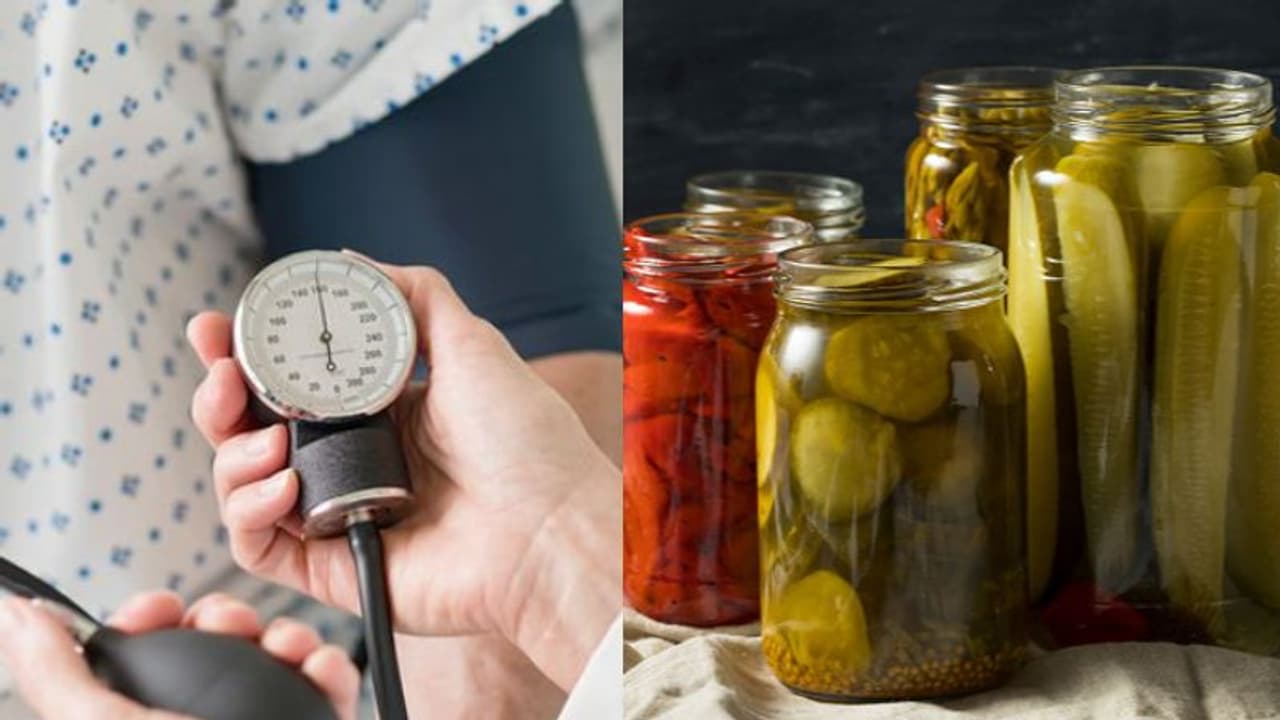 Health Tip: ഉയര്ന്ന രക്തസമ്മർദ്ദമുള്ളവര് ഒഴിവാക്കേണ്ട ഭക്ഷണങ്ങള്... Health Tip: ഉയര്ന്ന രക്തസമ്മർദ്ദമുള്ളവര് ഒഴിവാക്കേണ്ട ഭക്ഷണങ്ങള്...