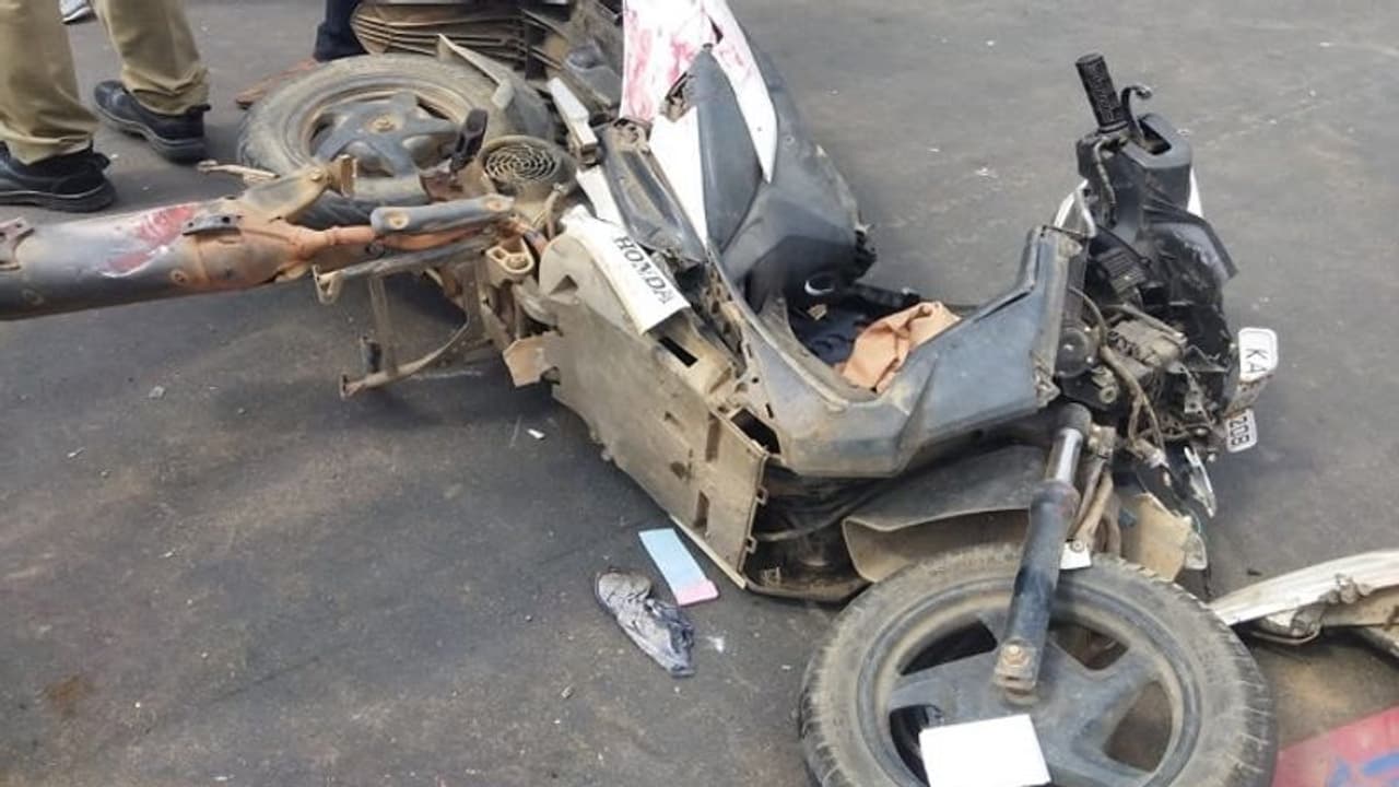 ಚಿಕ್ಕಮಗಳೂರಲ್ಲಿ ಭೀಕರ ಅಪಘಾತ: ಯುಗಾದಿ ಹಬ್ಬದಂದೇ ಇಬ್ಬರ ಬಲಿ