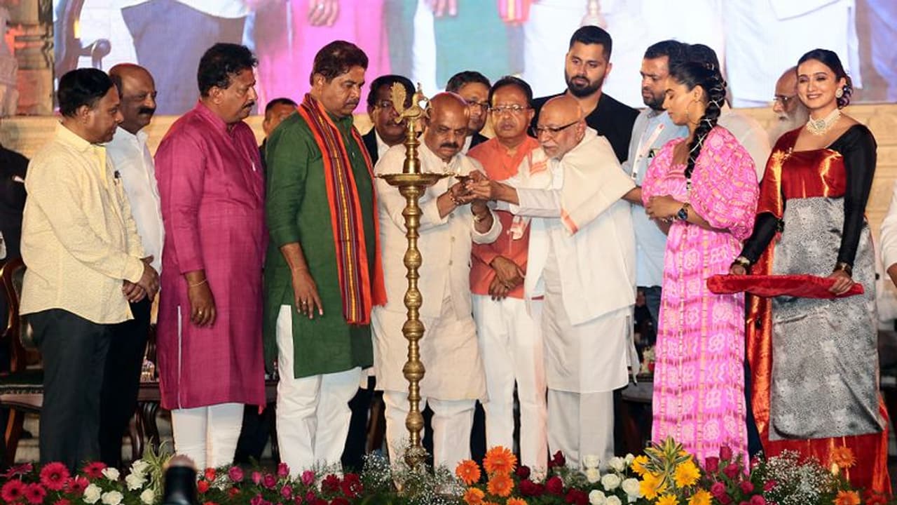 ಮೈಸೂರಲ್ಲಿ ಚಿತ್ರನಗರಿ ನಿರ್ಮಾಣ ಸದ್ಯದಲ್ಲೇ ಆರಂಭ: ಸಿಎಂ ಬೊಮ್ಮಾಯಿ ಮೈಸೂರಲ್ಲಿ ಚಿತ್ರನಗರಿ ನಿರ್ಮಾಣ ಸದ್ಯದಲ್ಲೇ ಆರಂಭ: ಸಿಎಂ ಬೊಮ್ಮಾಯಿ