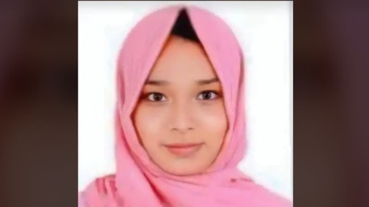 ജോലിക്ക് പോകുന്നവഴി സ്കൂട്ടര് അപകടം; സൈബര് പാര്ക്ക് ജീവനക്കാരിക്ക് ദാരുണാന്ത്യം ജോലിക്ക് പോകുന്നവഴി സ്കൂട്ടര് അപകടം; സൈബര് പാര്ക്ക് ജീവനക്കാരിക്ക് ദാരുണാന്ത്യം