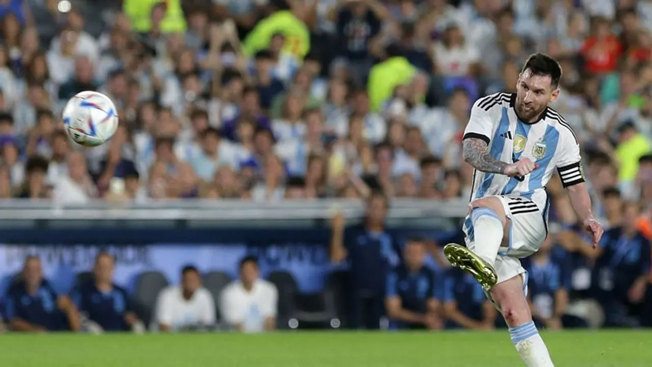After historic 800th career goal, Argentina's Lionel Messi delivers heartfelt message to fans WATCH After historic 800th career goal, Argentina's Lionel Messi delivers heartfelt message to fans WATCH