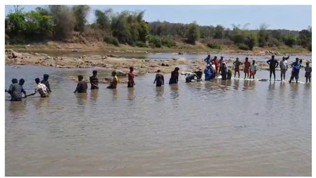 കബനിക്ക് കുറുകെ നാടിന്റെ തടയണ; കര്‍ണാടകക്ക് ഷോക് ട്രീറ്റ്‌മെന്റ്