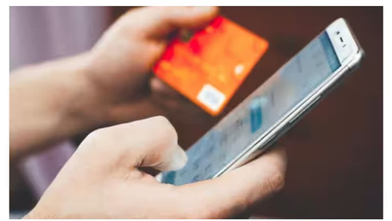 ലോണ് വാഗ്ദാനം, പിന്നെ മോർഫ് ചെയ്ത് പണം തട്ടൽ; 419 ചെെനീസ് ആപ്പുകൾ ബ്ലോക്ക് ചെയ്ത് പൊലീസ് ലോണ് വാഗ്ദാനം, പിന്നെ മോർഫ് ചെയ്ത് പണം തട്ടൽ; 419 ചെെനീസ് ആപ്പുകൾ ബ്ലോക്ക് ചെയ്ത് പൊലീസ്