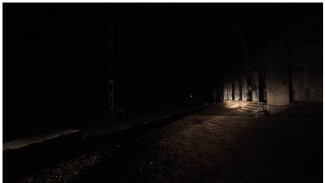 സന്താള് രാജ്ഞിയുടെ പരിശ്രമത്തില് ആരംഭിച്ച റെയില്വേ സ്റ്റേഷന്; 42 വര്ഷം അടഞ്ഞ് കിടന്നത് പ്രേത ഭയത്താല് ! സന്താള് രാജ്ഞിയുടെ പരിശ്രമത്തില് ആരംഭിച്ച റെയില്വേ സ്റ്റേഷന്; 42 വര്ഷം അടഞ്ഞ് കിടന്നത് പ്രേത ഭയത്താല് !