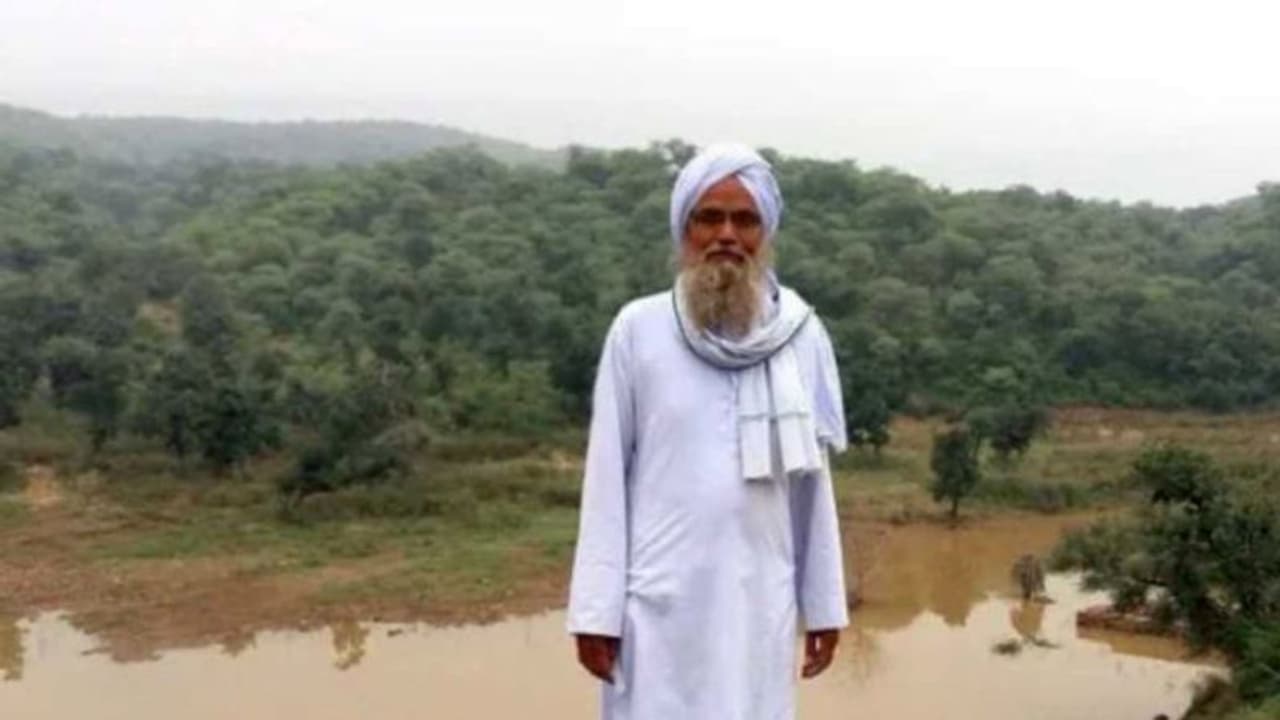 Meet Ibrahim Baghola, the 'Waterman of Mewat'