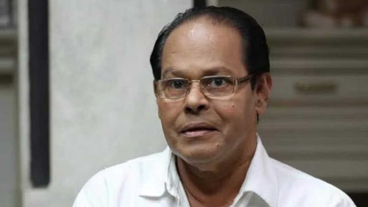 നടൻ ഇന്നസെന്റിന്റെ ആരോഗ്യനില ഗുരുതരമായി തുടരുന്നു നടൻ ഇന്നസെന്റിന്റെ ആരോഗ്യനില ഗുരുതരമായി തുടരുന്നു