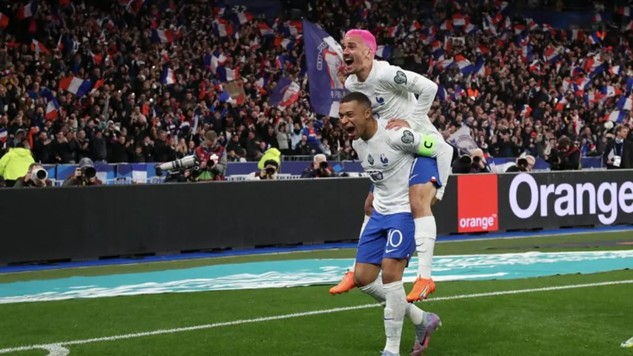 France's new era off to a flying start; here's proof all is well between Mbappe and Griezmann