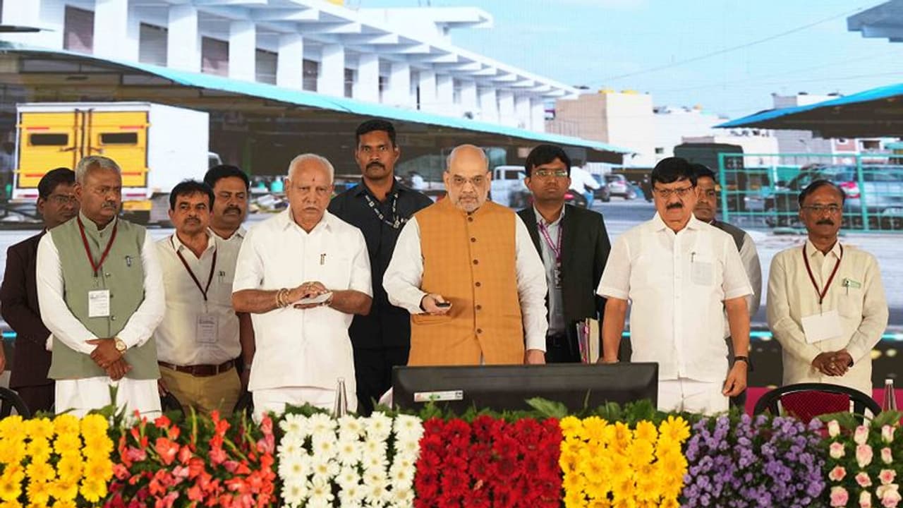 ರಾಜ್ಯವನ್ನು ಎಟಿಎಂ ಮಾಡಿಕೊಳ್ಳಲು ಕಾಂಗ್ರೆಸ್ ಸಂಚು: ಕೇಂದ್ರ ಗೃಹ ಸಚಿವ ಅಮಿತ್ ಶಾ ರಾಜ್ಯವನ್ನು ಎಟಿಎಂ ಮಾಡಿಕೊಳ್ಳಲು ಕಾಂಗ್ರೆಸ್ ಸಂಚು: ಕೇಂದ್ರ ಗೃಹ ಸಚಿವ ಅಮಿತ್ ಶಾ