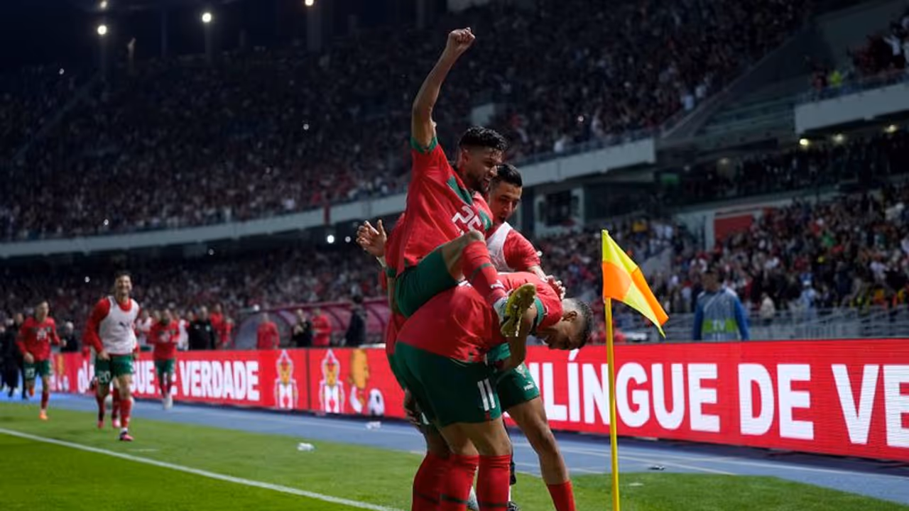 സൗഹൃദപ്പോരാട്ടത്തില് ബ്രസീലിന് ഞെട്ടിക്കുന്ന തോല്വി, ചരിത്രനേട്ടവുമായി മൊറോക്കോ സൗഹൃദപ്പോരാട്ടത്തില് ബ്രസീലിന് ഞെട്ടിക്കുന്ന തോല്വി, ചരിത്രനേട്ടവുമായി മൊറോക്കോ