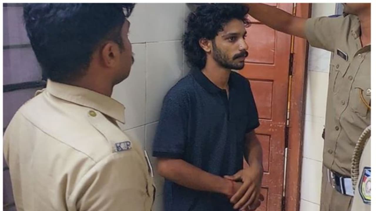 തൃശൂരിൽ പ്രായപൂർത്തിയാകാത്ത പെൺകുട്ടിയെ പീഡിപ്പിച്ച് ദൃശ്യങ്ങൾ പ്രചരിപ്പിച്ചു, യുവാവ് അറസ്റ്റിൽ 
