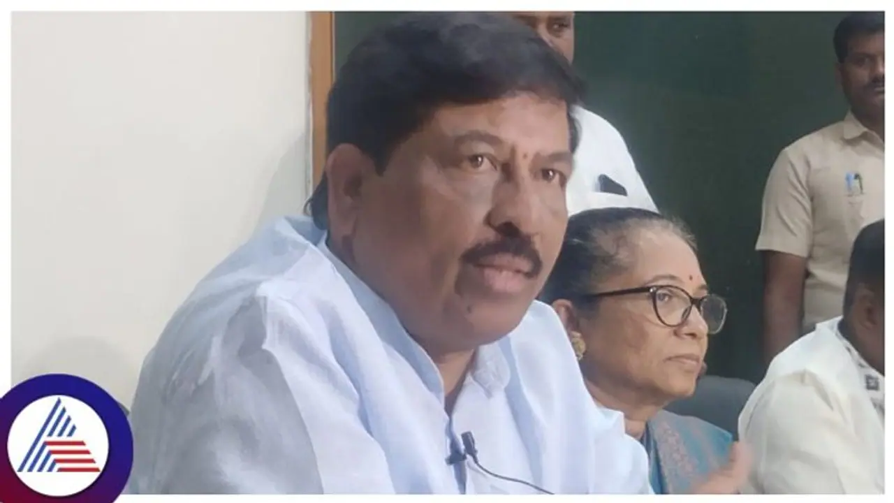 ಲಿಂಗಾಯತರನ್ನು ಸಿಎಂ ಆಗಿ ಘೋಷಿಸುವ ತಾಕತ್ತು ಕೈಗಿದೆಯೇ?: ಮುರುಗೇಶ ನಿರಾಣಿ ಲಿಂಗಾಯತರನ್ನು ಸಿಎಂ ಆಗಿ ಘೋಷಿಸುವ ತಾಕತ್ತು ಕೈಗಿದೆಯೇ?: ಮುರುಗೇಶ ನಿರಾಣಿ