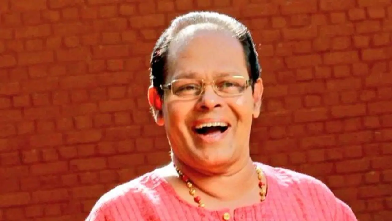 Kerala bids adieu to 'Comedy King' Innocent; Laid to rest with full state honours (WATCH)