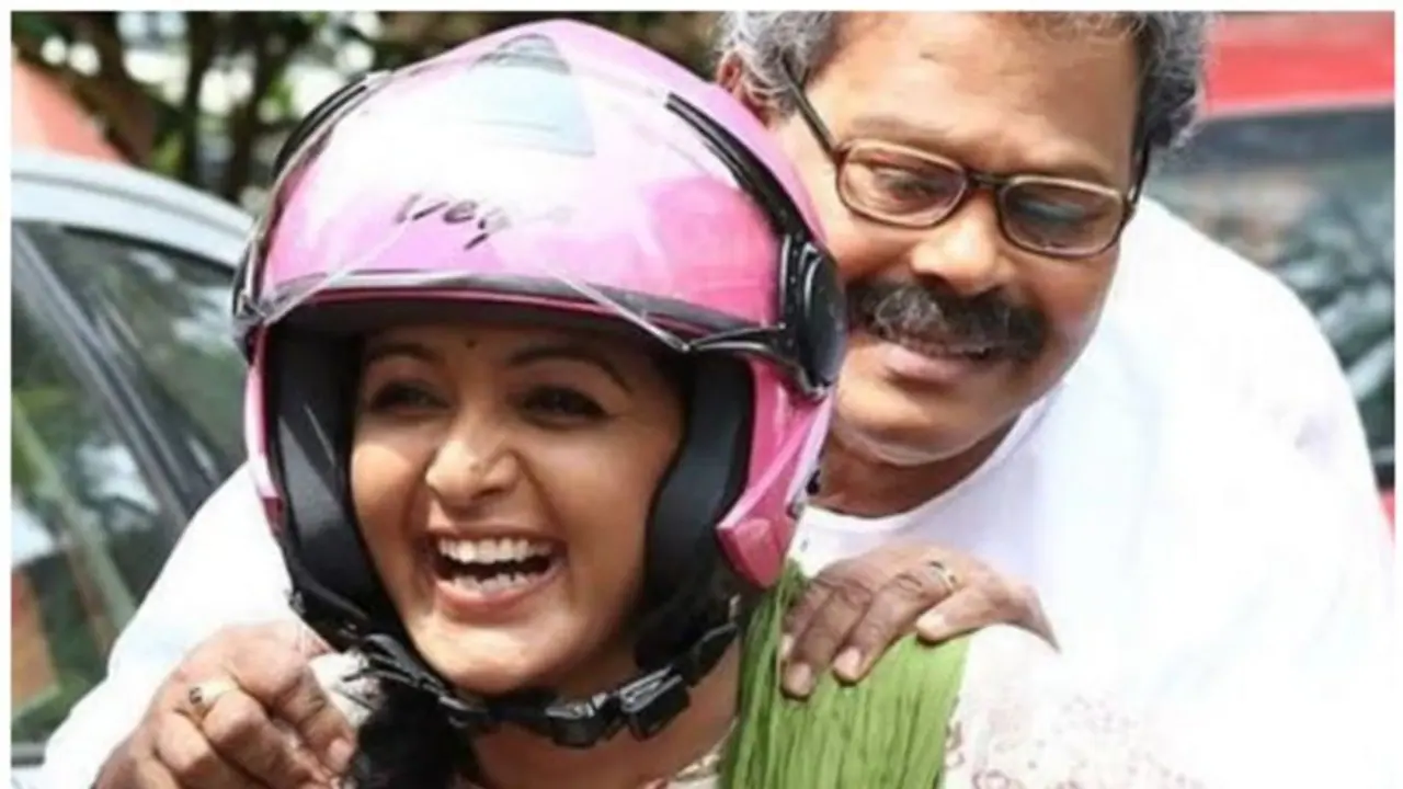 'ഇന്നസെന്‍റേട്ടന്‍ പറയാന്‍ തുടങ്ങി, ബാക്കിവച്ച ആ കഥ എന്തായിരിക്കും': മഞ്ജു വാര്യർ എഴുതുന്നു