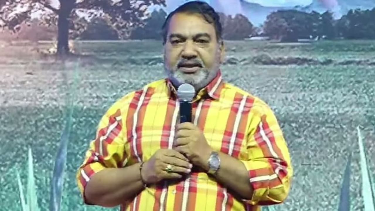 దిల్ రాజు బలగం మూవీ నుండి నన్ను తప్పించమన్నాడు... నటుడు కామెంట్స్ వైరల్! దిల్ రాజు బలగం మూవీ నుండి నన్ను తప్పించమన్నాడు... నటుడు కామెంట్స్ వైరల్!