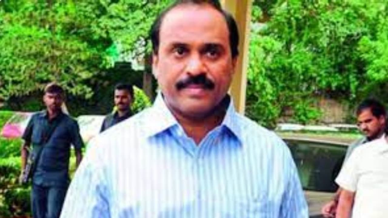 കർണാടക തെരഞ്ഞെടുപ്പ്; ഖനി ഉടമ ജനാർദ്ദൻ റെഡ്ഢിയും കളത്തിൽ, ചിഹ്നവും സ്ഥാനാർത്ഥികളേയും പ്രഖ്യാപിച്ചു കർണാടക തെരഞ്ഞെടുപ്പ്; ഖനി ഉടമ ജനാർദ്ദൻ റെഡ്ഢിയും കളത്തിൽ, ചിഹ്നവും സ്ഥാനാർത്ഥികളേയും പ്രഖ്യാപിച്ചു