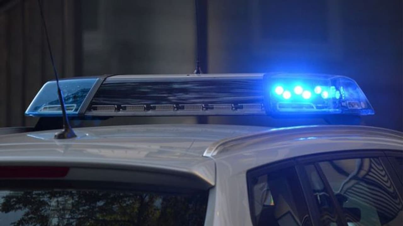 Saudi Arabia Accident : சவுதி அரேபியாவில் பேருந்து கவிழ்ந்து விபத்து.. 20 பேர் பலியான அதிர்ச்சி சம்பவம் Saudi Arabia Accident : சவுதி அரேபியாவில் பேருந்து கவிழ்ந்து விபத்து.. 20 பேர் பலியான அதிர்ச்சி சம்பவம்