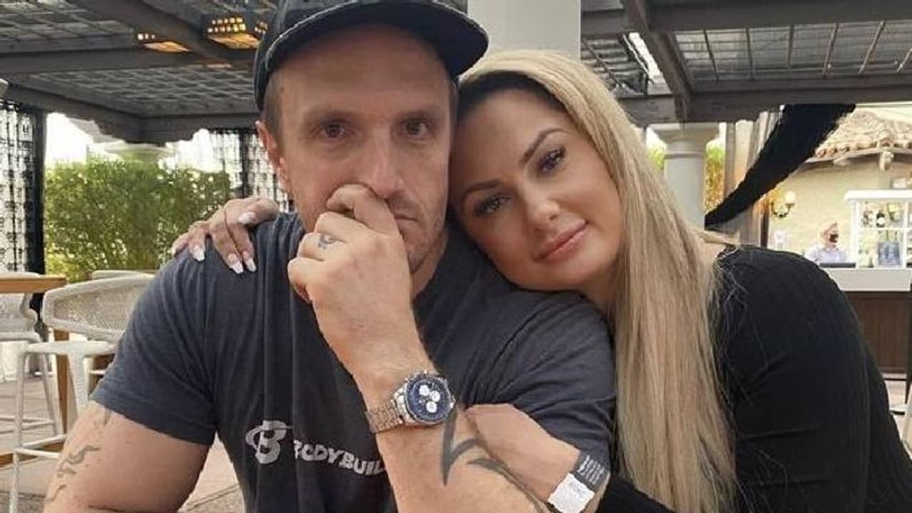 ഭർത്താവിന് മറ്റ് സ്ത്രീകളുമായി ബന്ധമാകാം, തനിക്കൊരു കുഴപ്പവുമില്ല, ഭർത്താവിന്റെ സന്തോഷമാണ് പ്രധാനമെന്ന് ഭാര്യ ഭർത്താവിന് മറ്റ് സ്ത്രീകളുമായി ബന്ധമാകാം, തനിക്കൊരു കുഴപ്പവുമില്ല, ഭർത്താവിന്റെ സന്തോഷമാണ് പ്രധാനമെന്ന് ഭാര്യ