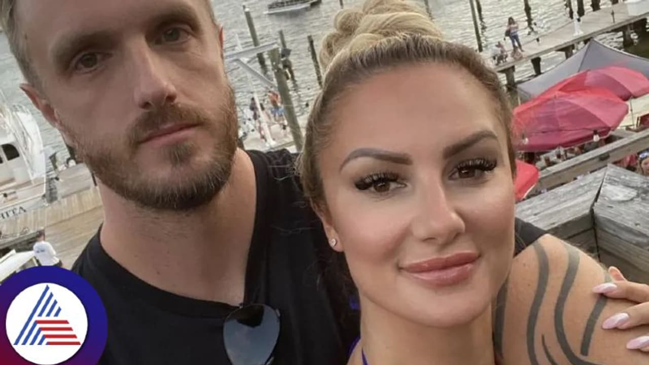 ಗಂಡ ಖುಷಿಯಾಗಿದ್ರಷ್ಟೇ ಸಾಕಂತೆ..ಬೇರೆಯವಳ ಜೊತೆ ಮಲಗೋಕೆ ಹೆಂಡ್ತೀನೆ ಟೈಂ ಕೊಡ್ತಾಳೆ! ಗಂಡ ಖುಷಿಯಾಗಿದ್ರಷ್ಟೇ ಸಾಕಂತೆ..ಬೇರೆಯವಳ ಜೊತೆ ಮಲಗೋಕೆ ಹೆಂಡ್ತೀನೆ ಟೈಂ ಕೊಡ್ತಾಳೆ!