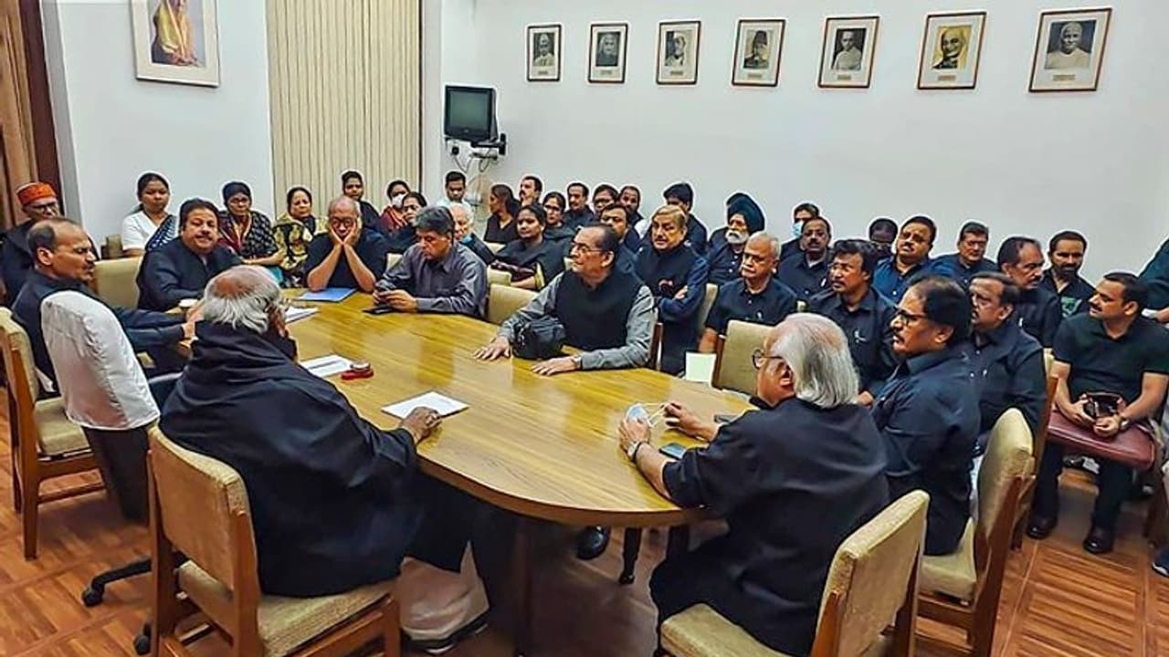 Opposition parties likely to bring no confidence motion against Lok Sabha Speaker Om Birla: Report Opposition parties likely to bring no confidence motion against Lok Sabha Speaker Om Birla: Report