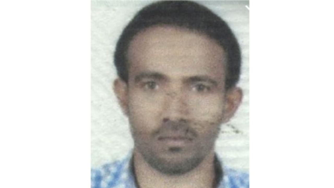 ഒരാഴ്ച മുമ്പ് കാണാതായ പ്രവാസി യുവാവിന്റെ മൃതദേഹം മോർച്ചറിയിൽ ഒരാഴ്ച മുമ്പ് കാണാതായ പ്രവാസി യുവാവിന്റെ മൃതദേഹം മോർച്ചറിയിൽ