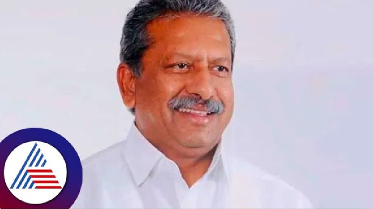 ಕಟ್ಟಡ ನಿರ್ಮಿಸದೆ ₹97 ಕೋಟಿ ಅಕ್ರಮ: ಬೈರತಿ ವಿರುದ್ಧ ಲೋಕಾಯುಕ್ತಕ್ಕೆ ದೂರು ನೀಡಿದ ಟಿ.ಜೆ.ಅಬ್ರಹಾಂ ಕಟ್ಟಡ ನಿರ್ಮಿಸದೆ ₹97 ಕೋಟಿ ಅಕ್ರಮ: ಬೈರತಿ ವಿರುದ್ಧ ಲೋಕಾಯುಕ್ತಕ್ಕೆ ದೂರು ನೀಡಿದ ಟಿ.ಜೆ.ಅಬ್ರಹಾಂ