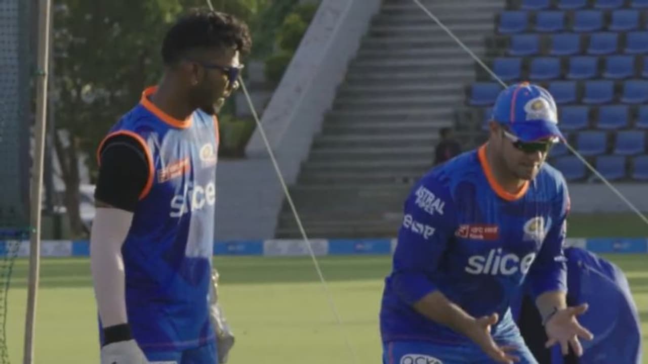 പരിശീലനത്തില്‍ തകര്‍ത്താടി വിഷ്ണു വിനോദ്! മുംബൈ ഇന്ത്യന്‍സില്‍ അരങ്ങേറ്റത്തിന് സാധ്യത വീഡിയോ കാണാം