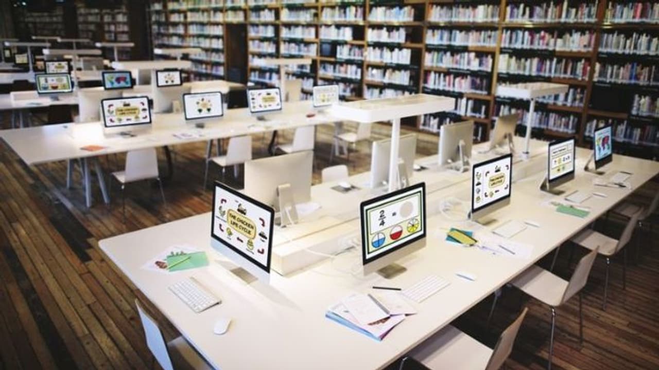 ஆந்திராவில் 450 கோடி ரூபாய் செலவில் கிராமங்களில் 10,960 டிஜிட்டல் நூலகங்கள் நிறுவ திட்டம்!!