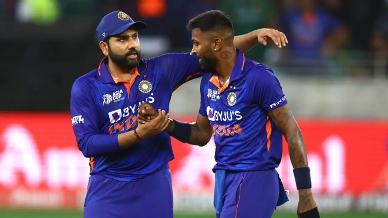 கேஎல் ராகுல் விலகல் WTC Final ரேஸில் இடம் பெற்ற ஹர்திக் பாண்டியா? கேஎல் ராகுல் விலகல் WTC Final ரேஸில் இடம் பெற்ற ஹர்திக் பாண்டியா?