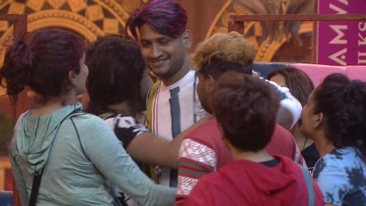 സീസണ് 5 ലെ ആദ്യ ക്യാപ്റ്റന്സി മത്സരത്തിലേക്ക് ഈ രണ്ട് മത്സരാര്ഥികള്; പ്രഖ്യാപിച്ച് ബിഗ് ബോസ് സീസണ് 5 ലെ ആദ്യ ക്യാപ്റ്റന്സി മത്സരത്തിലേക്ക് ഈ രണ്ട് മത്സരാര്ഥികള്; പ്രഖ്യാപിച്ച് ബിഗ് ബോസ്