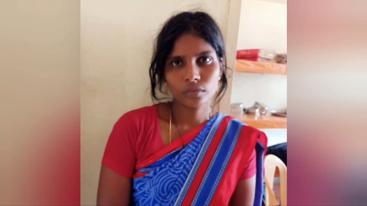 தஞ்சையில் மூதாட்டியை கொலை செய்து குவளையில் அடைத்து வைத்த பேத்தி கைது தஞ்சையில் மூதாட்டியை கொலை செய்து குவளையில் அடைத்து வைத்த பேத்தி கைது