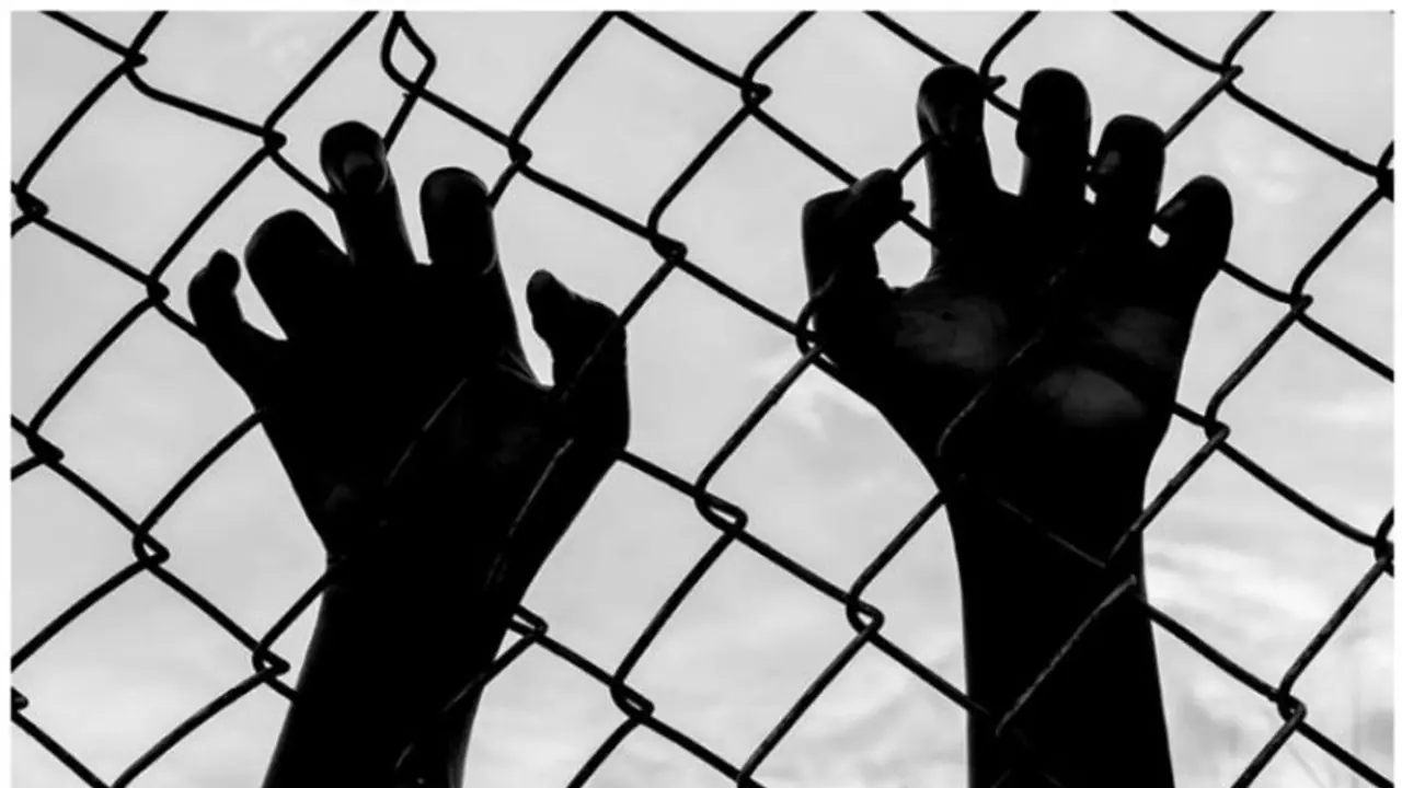 കുടിക്കാനും കുളിക്കാനും വെള്ളമില്ല, പുറത്തിറക്കുന്നുമില്ല, പ്രതിഷേധവുമായി തടവുകാര്, ലോക്ഡൗൺ കുടിക്കാനും കുളിക്കാനും വെള്ളമില്ല, പുറത്തിറക്കുന്നുമില്ല, പ്രതിഷേധവുമായി തടവുകാര്, ലോക്ഡൗൺ