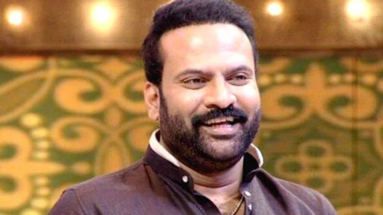 'ചിട്ടി പിടിച്ചാണ് മസ്‍താങ് ജിടി വാങ്ങിയത്'; സ്വപ്‍ന വാഹനം സ്വന്തമാക്കിയതിനെക്കുറിച്ച് ടിനി ടോം
