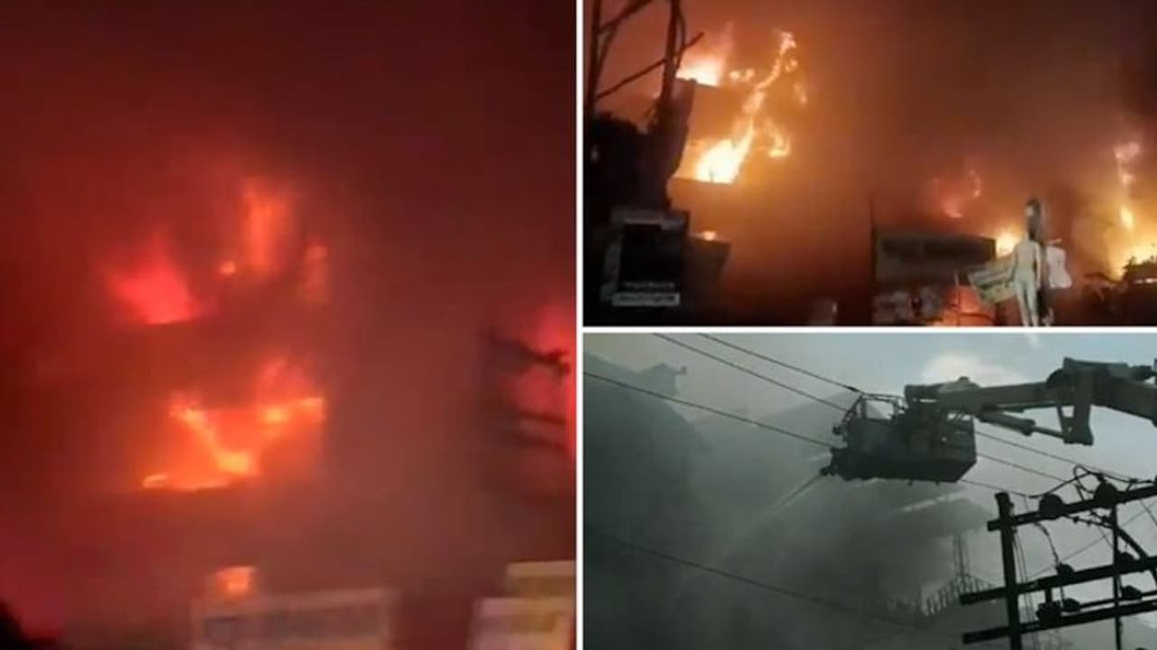 Kanpur: 500 shops gutted as fire ravages commercial towers; dousing operations underway WATCH Kanpur: 500 shops gutted as fire ravages commercial towers; dousing operations underway WATCH
