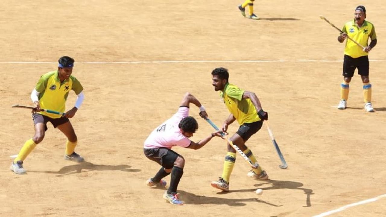 ಕೌಟುಂಬಿಕ ಹಾಕಿ ನಮ್ಮೆ: ಕುಲ್ಲೇಟಿರ, ಮುಕ್ಕಾಟಿರ, ಚೌರೀರ ತಂಡಕ್ಕೆ ಭಾರಿ ಗೆಲವು