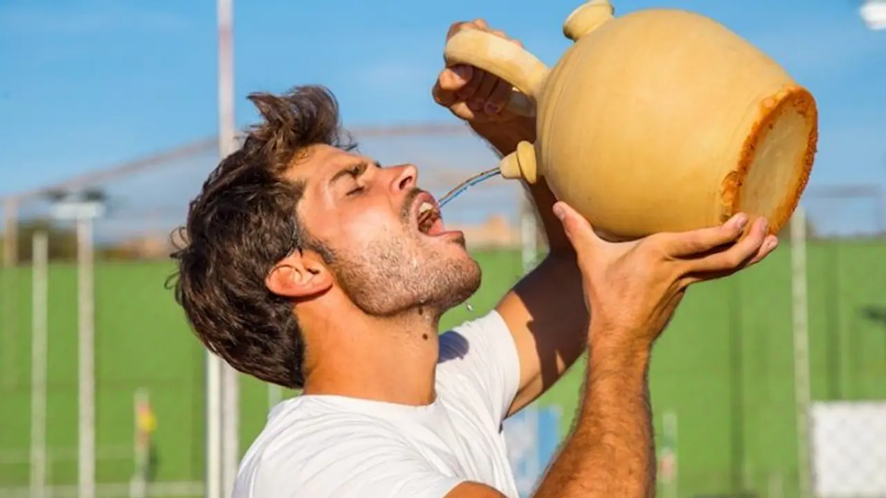 Summer health tip: Know 4 benefits of drinking water from clay pots