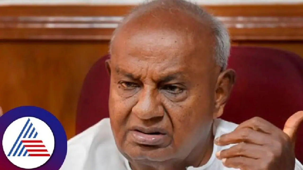 ಹಾಸನ ಕ್ಷೇತ್ರದ ಜೆಡಿಎಸ್ ಅಭ್ಯರ್ಥಿ ಆಯ್ಕೆ ಕಗ್ಗಂಟು; ಗೊಂದಲಕ್ಕೆ ತೆರೆ ಎಳೆಯಲು ಫೀಲ್ಡ್‌ಗಿಳಿದ ಎಚ್‌ಡಿ ದೇವೇಗೌಡ