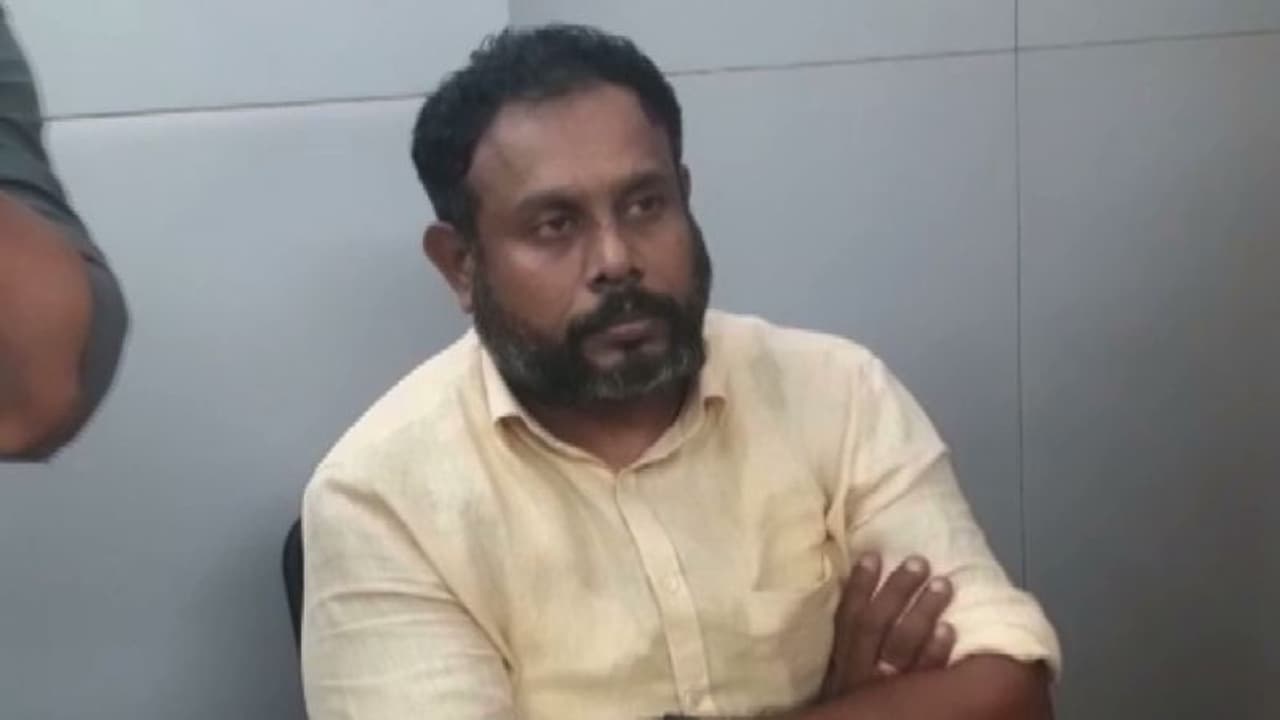 അഴിമതി കേസിൽ മുൻ നഗരസഭാ സെക്രട്ടറിക്ക് സർക്കാർ സംരക്ഷണം? കേസ് അട്ടിമറിക്കുന്നുവെന്ന് ആക്ഷേപം