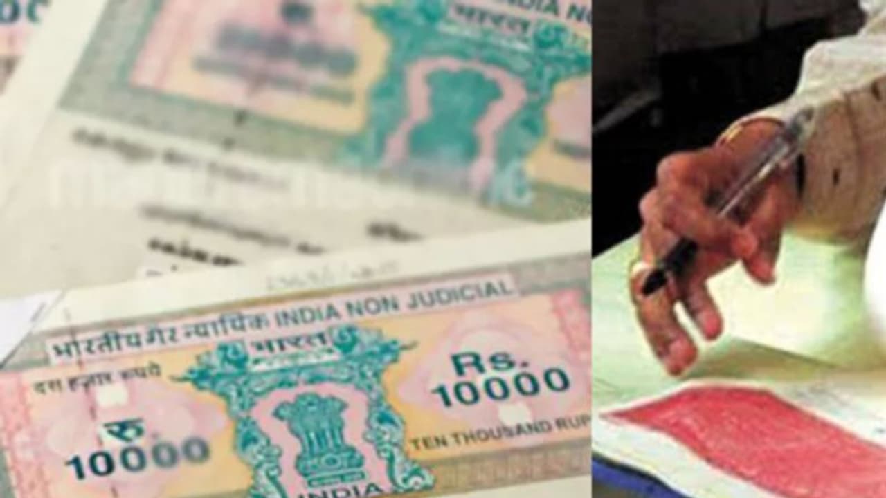 സംസ്ഥാനത്ത് ആധാരങ്ങൾ 10 ലക്ഷം കടന്നു, എട്ട് വർഷങ്ങൾക്ക് ശേഷം റെക്കോർഡ് നേട്ടവുമായി രജിസ്ട്രേഷൻ വകുപ്പ് സംസ്ഥാനത്ത് ആധാരങ്ങൾ 10 ലക്ഷം കടന്നു, എട്ട് വർഷങ്ങൾക്ക് ശേഷം റെക്കോർഡ് നേട്ടവുമായി രജിസ്ട്രേഷൻ വകുപ്പ്