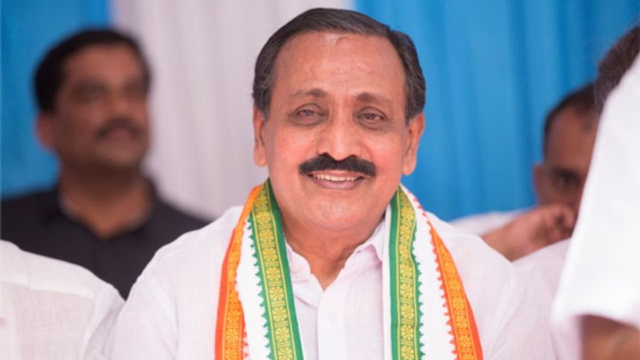 'മാറ്റി നിര്‍ത്തിയത് എന്തിനെന്ന് വിശദീകരിക്കേണ്ടത് നേതൃത്വം'; അതൃപ്തി പ്രകടിപ്പിച്ച് എംകെ രാഘവനും 