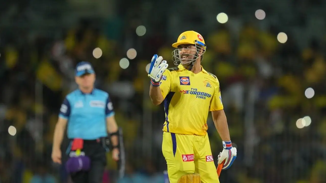 IPL 2023: Angry Dhoni warns CSK bowlers to bowl fewer extras or else play under new skipper (WATCH) IPL 2023: Angry Dhoni warns CSK bowlers to bowl fewer extras or else play under new skipper (WATCH)