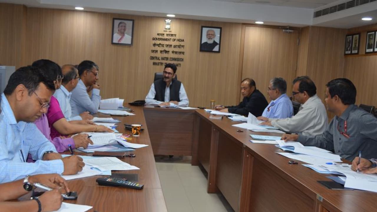 పోలవరం బ్యాక్ వాటర్ పై కీలక నిర్ణయం.. జాయింట్ సర్వేకు సీడబ్ల్యూసీ ఆదేశం