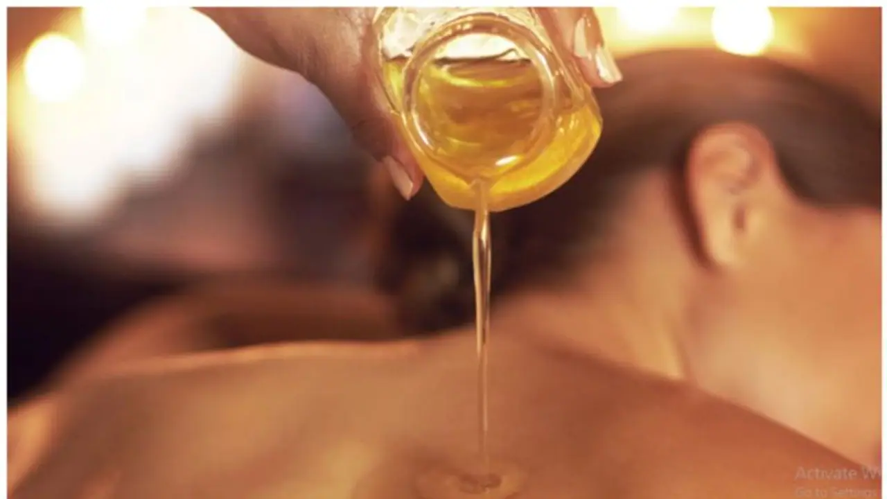 വേദനകൾ പമ്പകടക്കും, സൗന്ദര്യം കൂടും! അറിയാം ബോഡി മസാജിന്റെ ആരോഗ്യഗുണങ്ങൾ വേദനകൾ പമ്പകടക്കും, സൗന്ദര്യം കൂടും! അറിയാം ബോഡി മസാജിന്റെ ആരോഗ്യഗുണങ്ങൾ