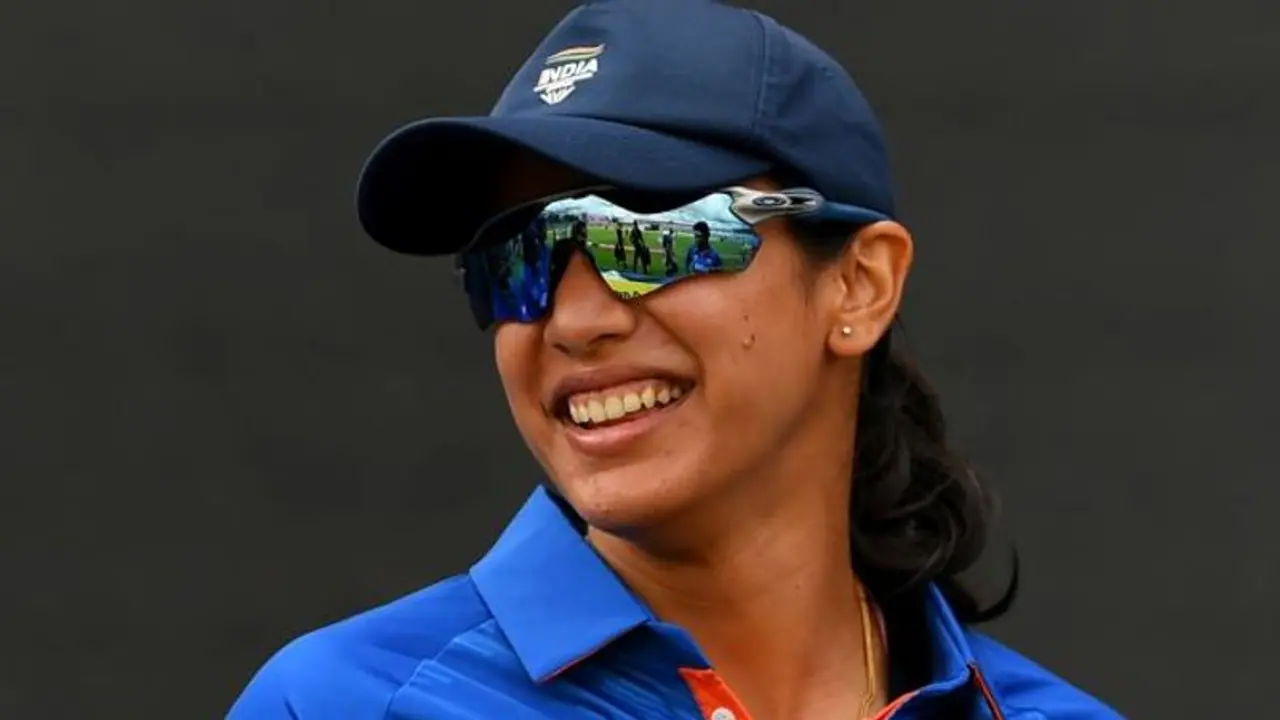 Asian Games 2023: Chinese cricket enthusiast travels from Beijing to Hangzhou to watch Smriti Mandhana play Asian Games 2023: Chinese cricket enthusiast travels from Beijing to Hangzhou to watch Smriti Mandhana play