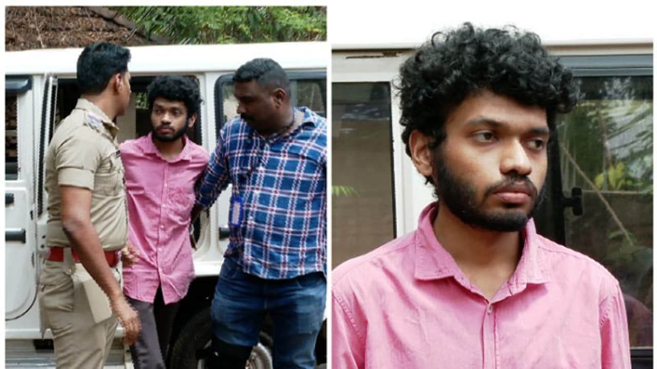 കടലക്കറിയിൽ വിഷം കലർത്തി പിതാവിനെ കൊന്നു; പ്രതി മയൂരനാഥനെ കസ്റ്റഡിയിൽ വാങ്ങാൻ പൊലീസ് കോടതിയില് കടലക്കറിയിൽ വിഷം കലർത്തി പിതാവിനെ കൊന്നു; പ്രതി മയൂരനാഥനെ കസ്റ്റഡിയിൽ വാങ്ങാൻ പൊലീസ് കോടതിയില്